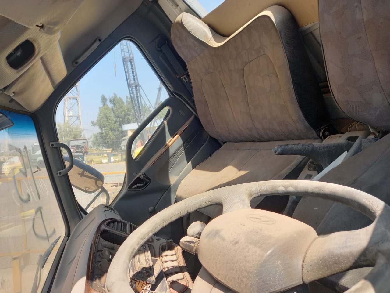  Hyundai HD65 2006    EN DESARME